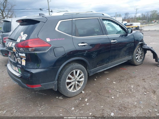 2019 NISSAN ROGUE 5N1AT2MTXKC821745 Photo 3