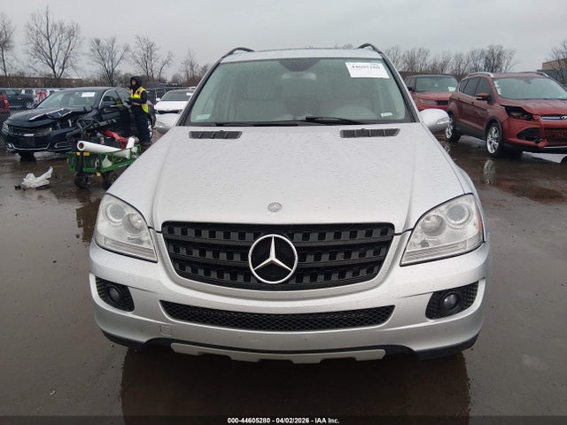 2006 Mercedes-benz Ml 350 4matic მანქანა იყიდება აუქციონზე, vin: 4JGBB86EX6A065473, აუქციონის ნომერი: 44605280