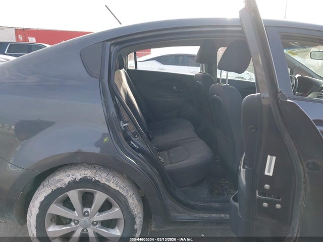 44605304 :رقم المزاد ، KNADN4A39F6503757 vin ، 2015 Kia Rio Ex مزاد بيع
