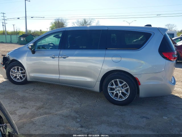 Aukcja sprzedaży 2023 Chrysler Pacifica Touring L, vin: 2C4RC1BG9PR613023, numer aukcji: 44605315