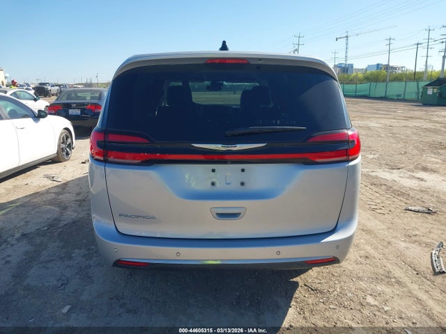 Aukcja sprzedaży 2023 Chrysler Pacifica Touring L, vin: 2C4RC1BG9PR613023, numer aukcji: 44605315