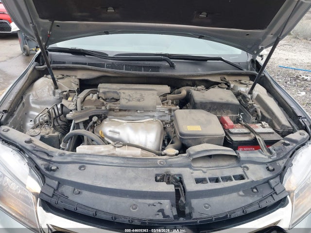 4T1BF1FK0FU063201 Toyota CAMRY SE