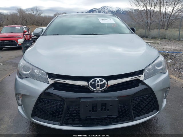 4T1BF1FK0FU063201 Toyota CAMRY SE