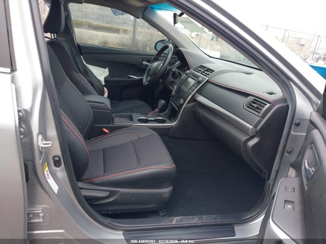 4T1BF1FK0FU063201 Toyota CAMRY SE