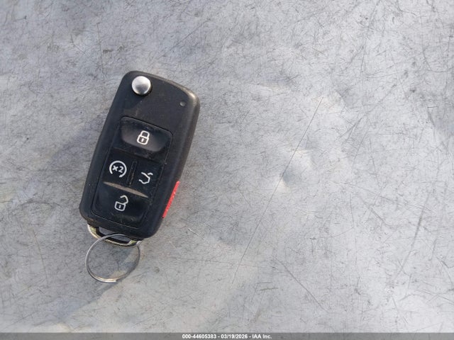 44605383 :رقم المزاد ، 1VWGT7A34HC035106 vin ، 2017 Volkswagen Passat 1.8t Se مزاد بيع