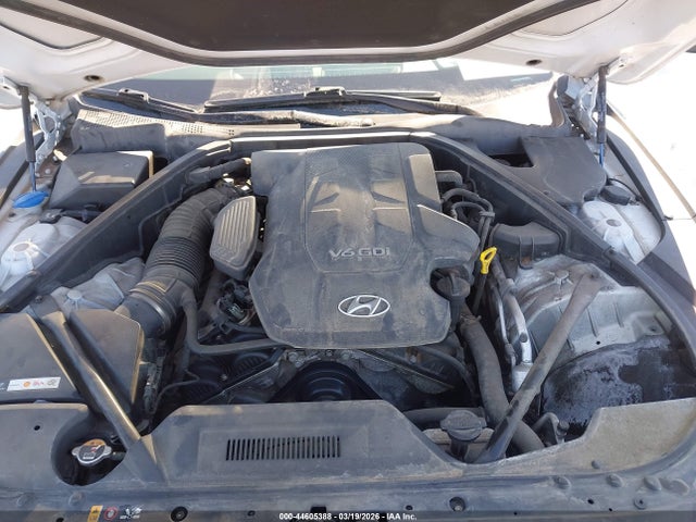 KMHGN4JE0FU100839 Hyundai Genesis 3.8