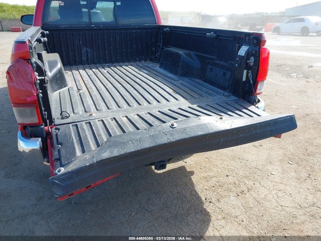 5TFRZ5CN7KX081817 Toyota Tacoma Sr5 V6