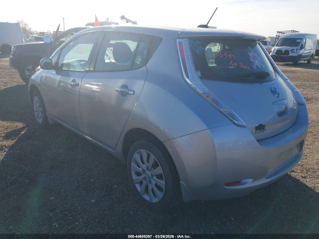 2017 NISSAN LEAF 1N4BZ0CP2HC302011 Photo 2