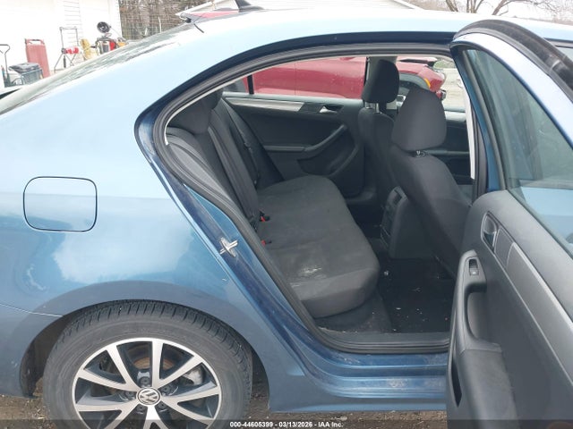 2016 Volkswagen Jetta 1.4t Se მანქანა იყიდება აუქციონზე, vin: 3VWD67AJ6GM392650, აუქციონის ნომერი: 44605399