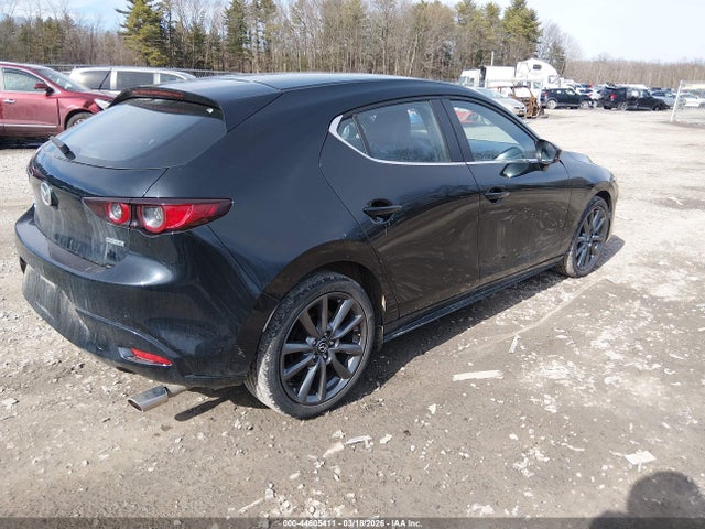 44605411 :رقم المزاد ، JM1BPBKL1M1346923 vin ، 2021 Mazda Mazda3 Select مزاد بيع