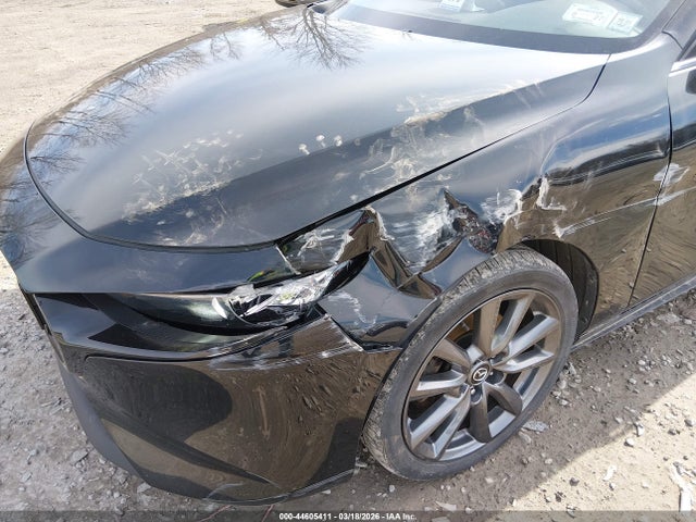 44605411 :رقم المزاد ، JM1BPBKL1M1346923 vin ، 2021 Mazda Mazda3 Select مزاد بيع