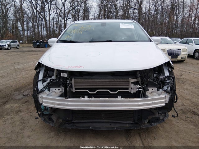 Auction sale of the 2020 Chrysler Pacifica Touring L, vin: 2C4RC1BG0LR114377, lot number: 44605451