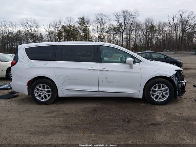 Auction sale of the 2020 Chrysler Pacifica Touring L, vin: 2C4RC1BG0LR114377, lot number: 44605451