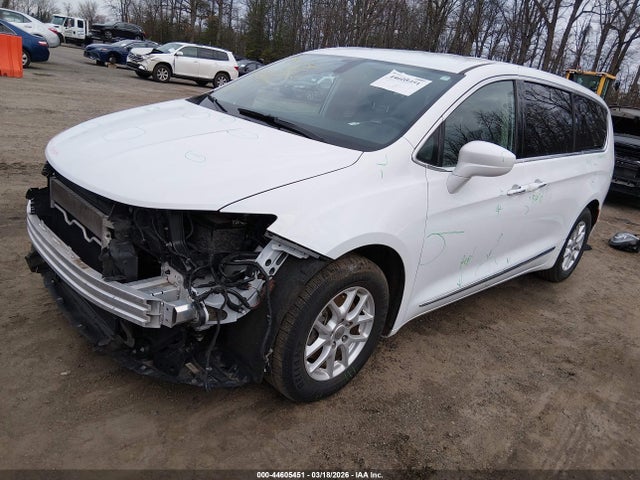 Auction sale of the 2020 Chrysler Pacifica Touring L, vin: 2C4RC1BG0LR114377, lot number: 44605451