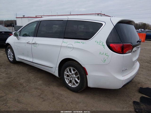 Auction sale of the 2020 Chrysler Pacifica Touring L, vin: 2C4RC1BG0LR114377, lot number: 44605451