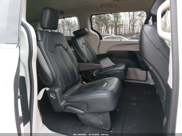 Auction sale of the 2020 Chrysler Pacifica Touring L, vin: 2C4RC1BG0LR114377, lot number: 44605451