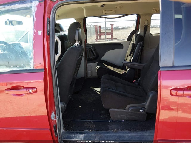 Продажа на аукционе авто 2015 Dodge Grand Caravan Sxt, vin: 2C4RDGCG1FR606757, номер лота: 44605456