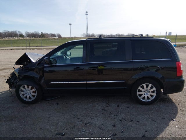 Продажа на аукционе авто 2016 Chrysler Town & Country Touring, vin: 2C4RC1BG8GR230304, номер лота: 44605500