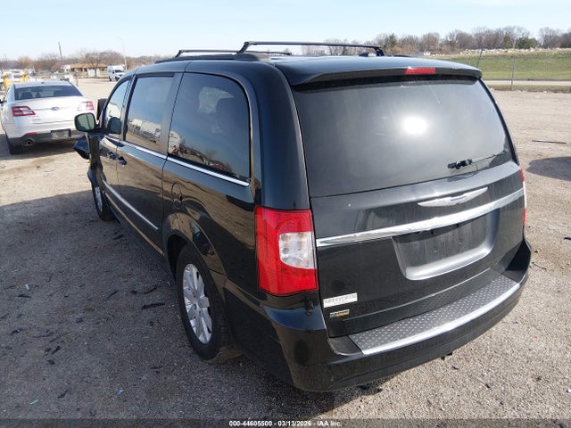 2016 CHRYSLER TOWN & COUNTRY 2C4RC1BG8GR230304 Photo 2