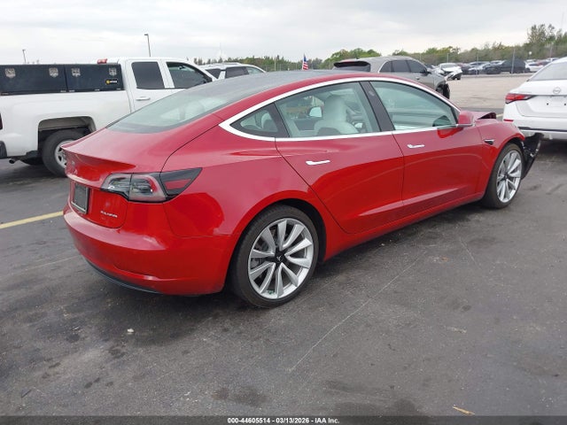 2019 Tesla Model 3 Long Range/performance მანქანა იყიდება აუქციონზე, vin: 5YJ3E1EB5KF391973, აუქციონის ნომერი: 44605514