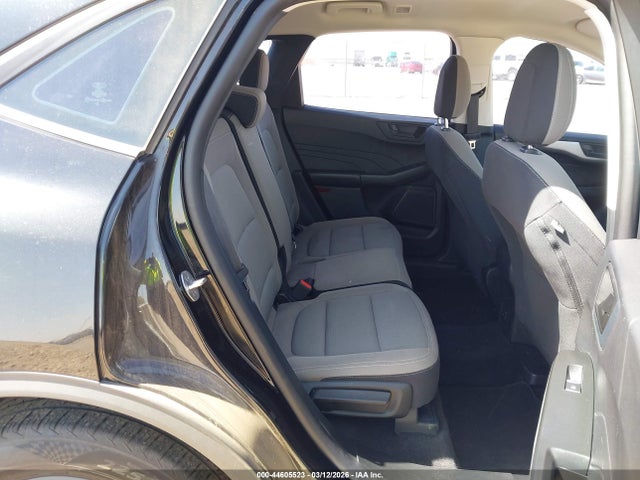 1FMCU0F62NUA33445 Ford ESCAPE S