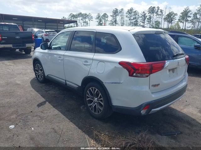 2016 MITSUBISHI OUTLANDER JA4AD3A30GZ007985 Photo 2