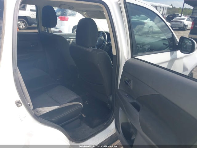 2016 MITSUBISHI OUTLANDER JA4AD3A30GZ007985 Photo 7