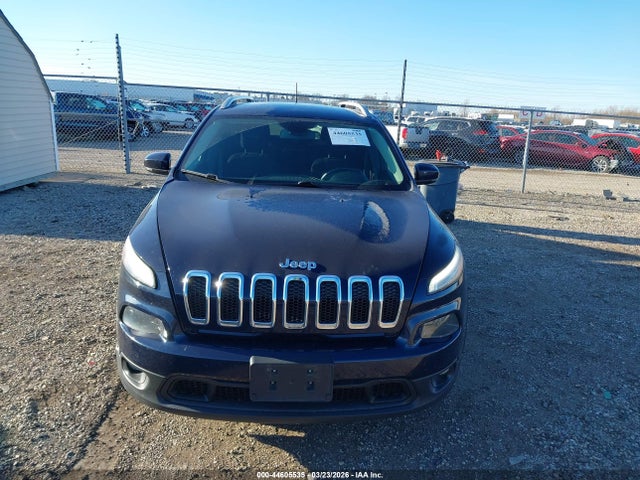 Продаж на аукціоні авто 2016 Jeep Cherokee Latitude, vin: 1C4PJMCS5GW285687, номер лоту: 44605535