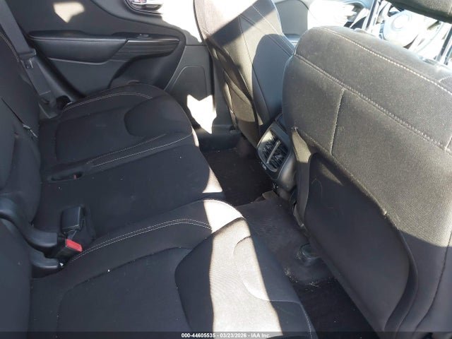 2016 JEEP CHEROKEE 1C4PJMCS5GW285687 Photo 7