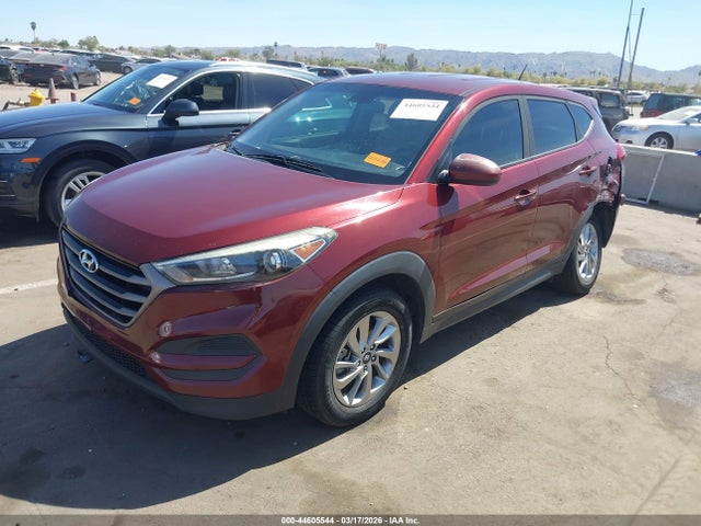 KM8J23A42GU182526 Hyundai TUCSON SE