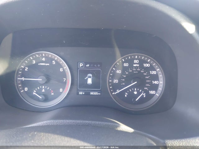 KM8J23A42GU182526 Hyundai TUCSON SE