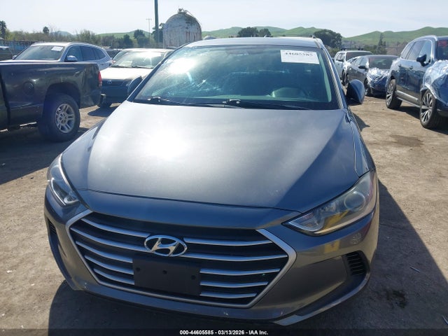 5NPD84LF4JH362709 Hyundai ELANTRA SEL