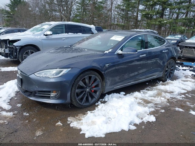 2020 Tesla Model S Performance Dual Motor All-wheel Drive მანქანა იყიდება აუქციონზე, vin: 5YJSA1E45LF358630, აუქციონის ნომერი: 44605593