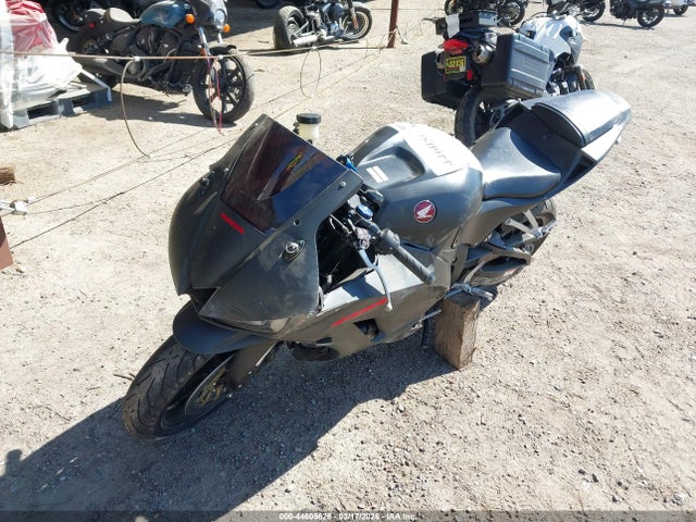 Honda Cbr600 Rr 2019 JH2PC40H1KK500007 Image 2