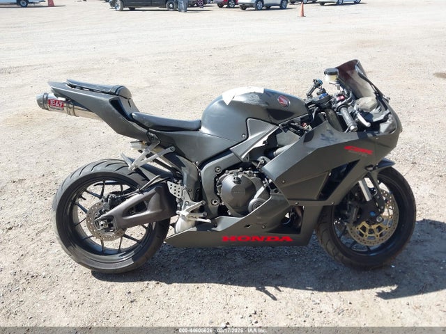 Honda Cbr600 Rr 2019 JH2PC40H1KK500007 Image 12