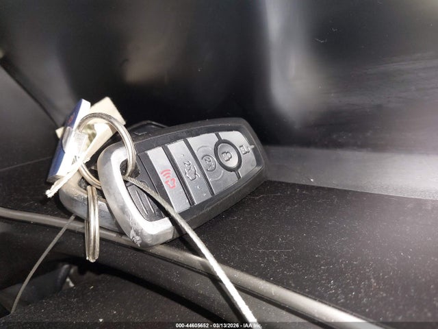 2020 LINCOLN NAUTILUS 2LMPJ6J97LBL20463 Photo 10