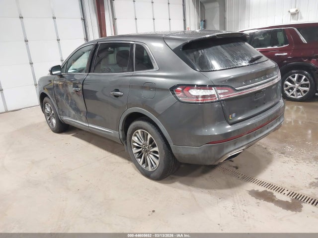 2020 LINCOLN NAUTILUS 2LMPJ6J97LBL20463 Photo 2