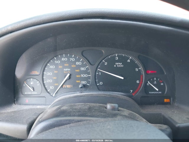 Aukcja sprzedaży 2002 Saturn S-series Sc1, vin: 1G8ZN128X2Z261226, numer aukcji: 44605671