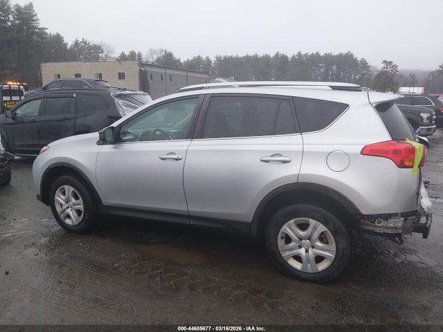 Toyota RAV4 LE 2015 2T3BFREV7FW230039 Image 14