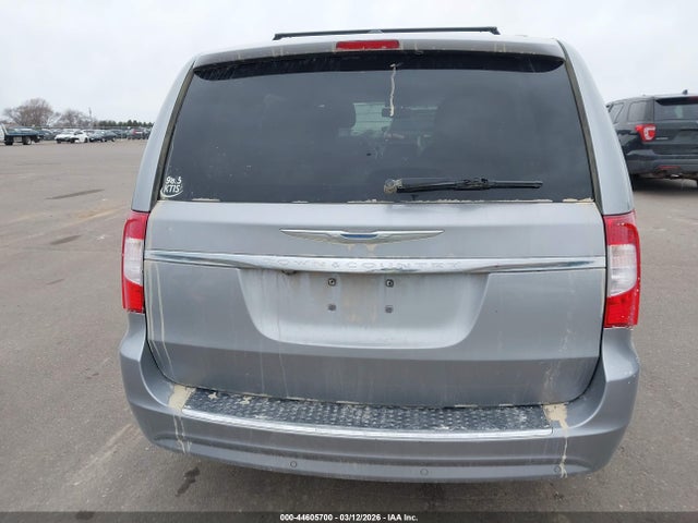 Продажа на аукционе авто 2015 Chrysler Town & Country Touring-l, vin: 2C4RC1CG1FR602269, номер лота: 44605700