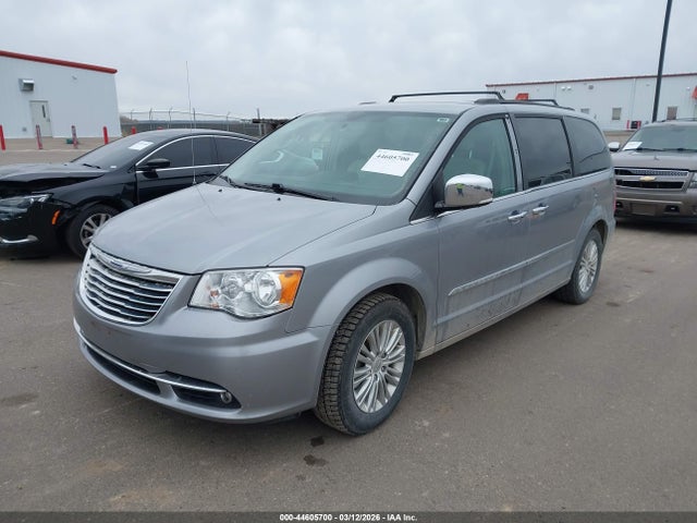 Продажа на аукционе авто 2015 Chrysler Town & Country Touring-l, vin: 2C4RC1CG1FR602269, номер лота: 44605700