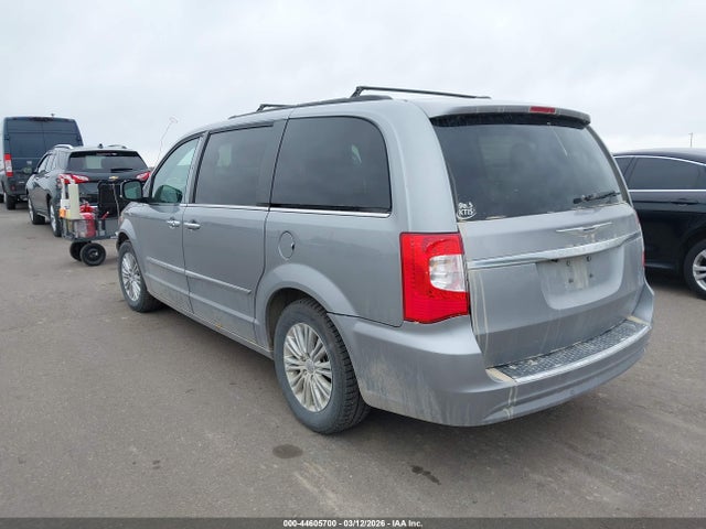 Продажа на аукционе авто 2015 Chrysler Town & Country Touring-l, vin: 2C4RC1CG1FR602269, номер лота: 44605700