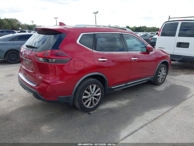 44605704 :رقم المزاد ، JN8AT2MT6HW404302 vin ، 2017 Nissan Rogue Sl مزاد بيع
