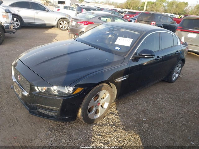 2018 JAGUAR XE SAJAR4FX6JCP32480 Photo 1