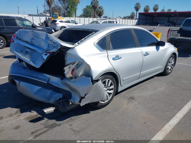 1N4AL3APXHC228452 Nissan Altima 2.5 S