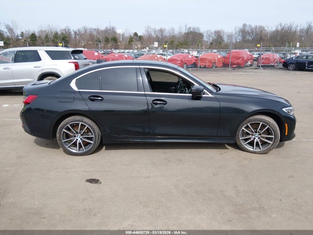 BMW 330i Xdrive 2019 WBA5R7C56KAJ81546 Image 13