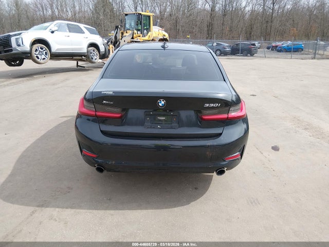 BMW 330i Xdrive 2019 WBA5R7C56KAJ81546 Image 16