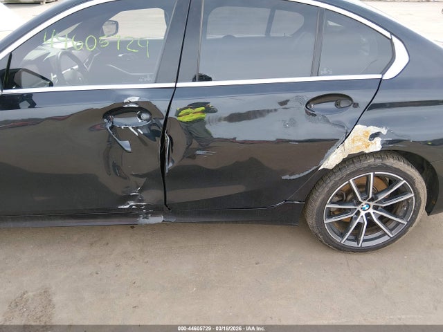 BMW 330i Xdrive 2019 WBA5R7C56KAJ81546 Image 6