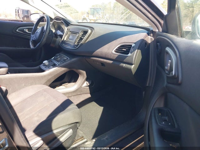Продажа на аукционе авто 2015 Chrysler 200 Limited, vin: 1C3CCCAB3FN595710, номер лота: 44605742