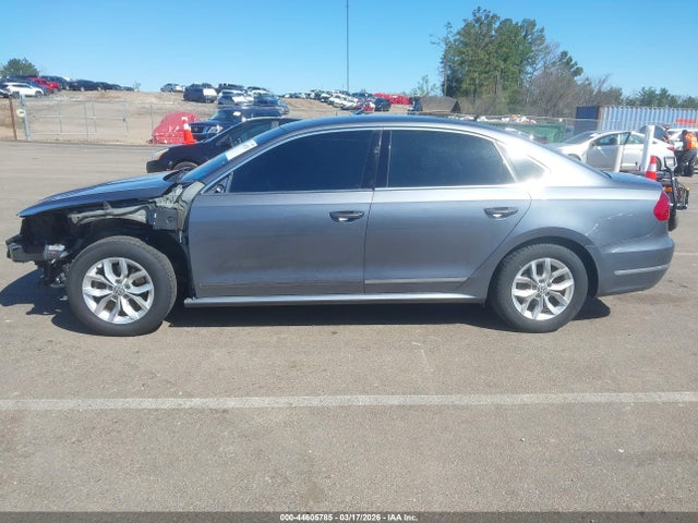 44605785 :رقم المزاد ، 1VWAT7A32GC056556 vin ، 2016 Volkswagen Passat 1.8t S مزاد بيع